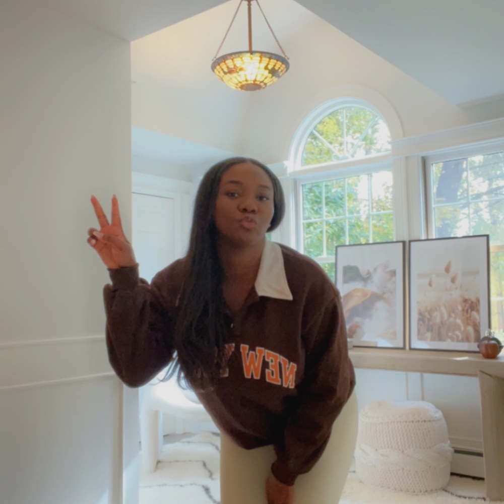 Meet your Posher, Stephana